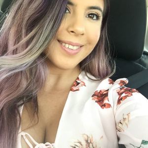 Meet your Posher, Nicole